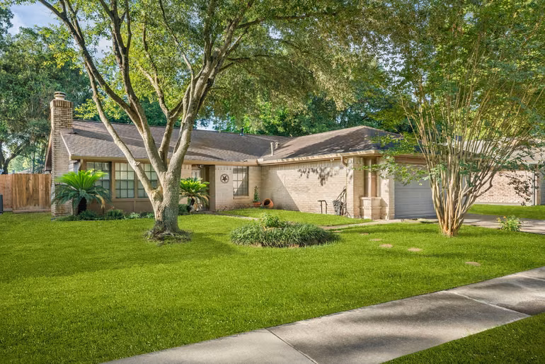 Photo 2 of 22103 Birch Valley Drive, Katy, TX