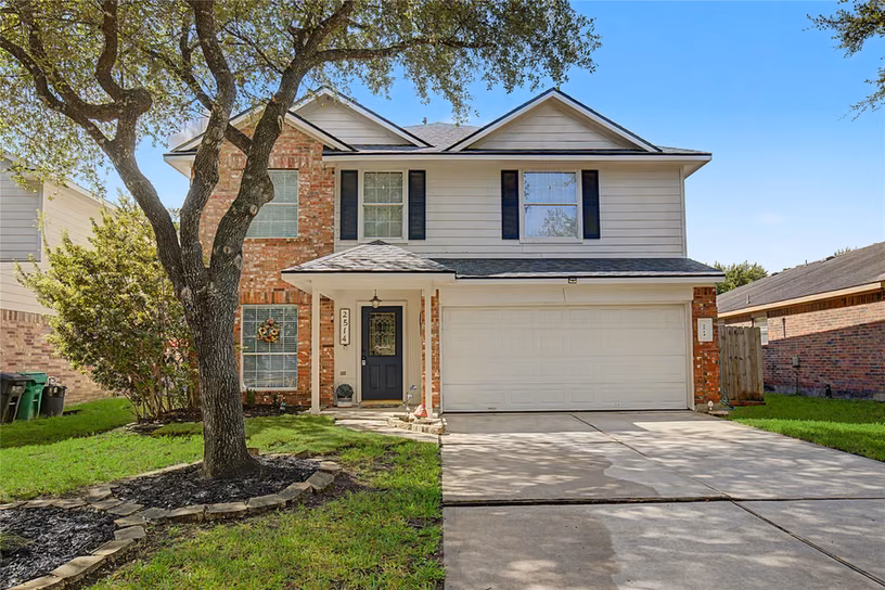 Photo 2 of 2514 Braley Park Lane, Conroe, TX