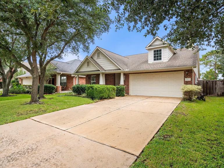 Photo 5 of 20118 Monarda Manor Court, Spring, TX