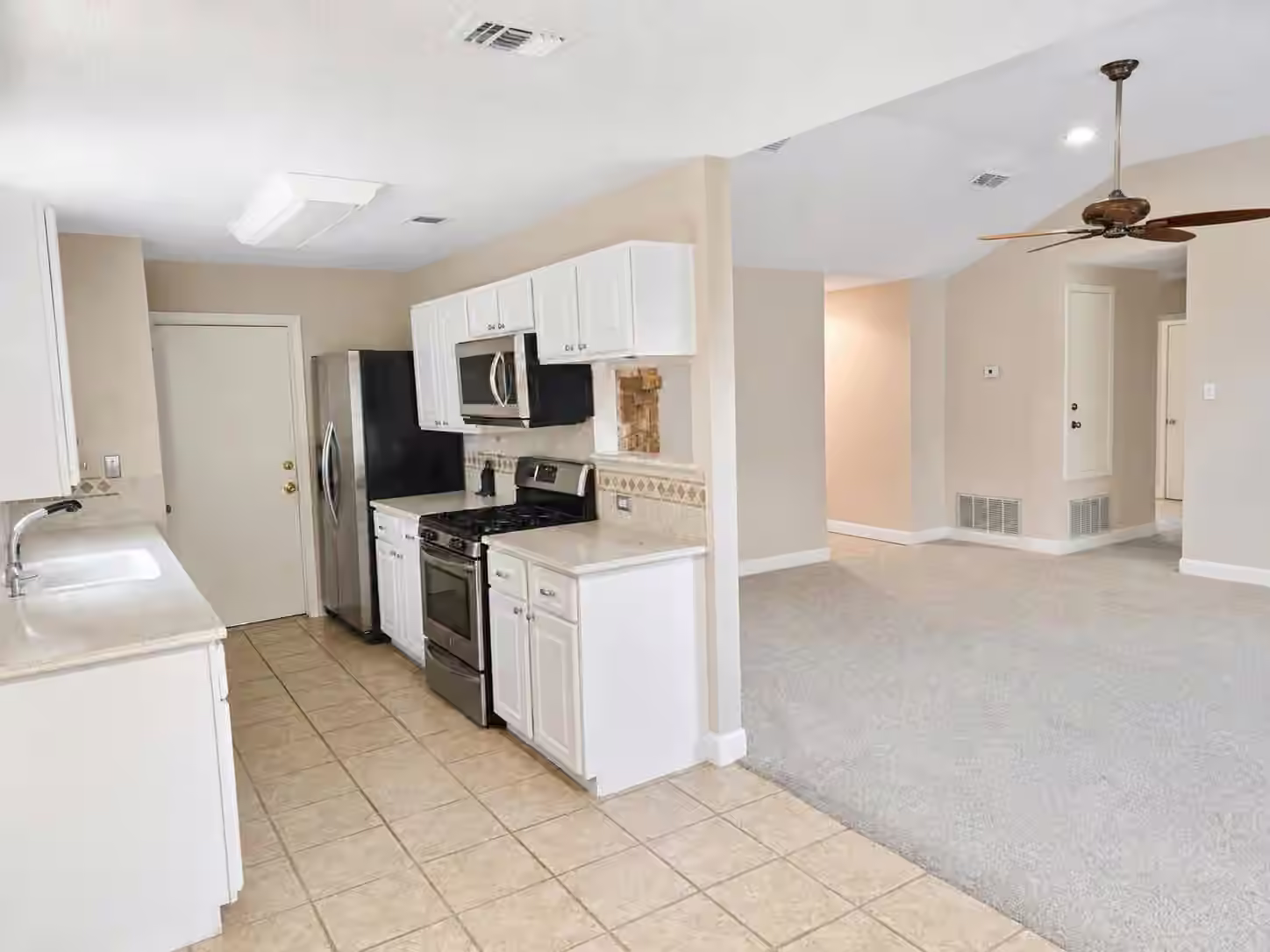 Photo 6 of 2527 N Spring Drive, Spring, TX