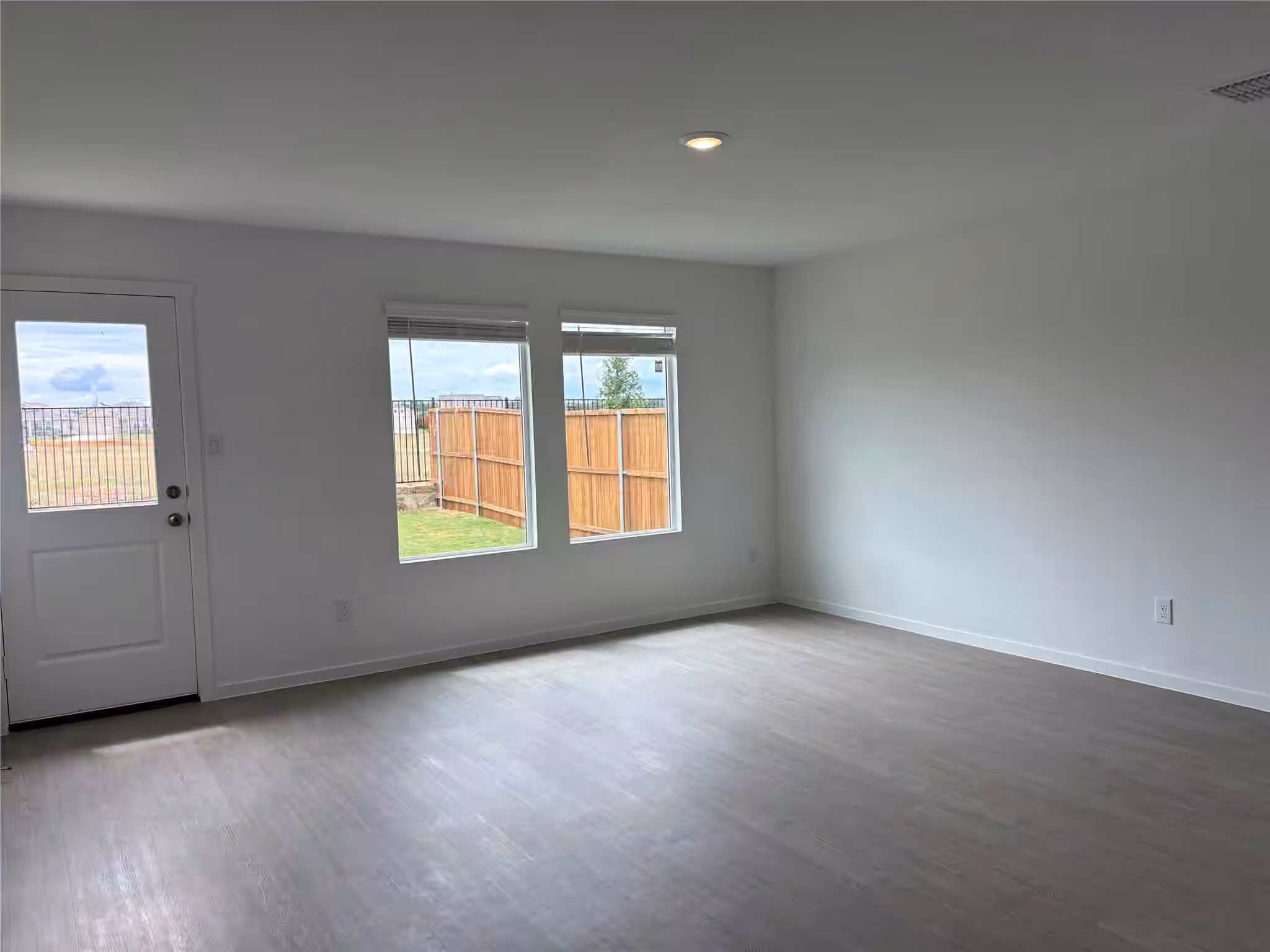 Photo 3 of 26827 Scarlet Willow Drive, Katy, TX