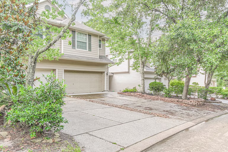 Photo of 213 E Summerhaze Circle, Spring, TX 77382