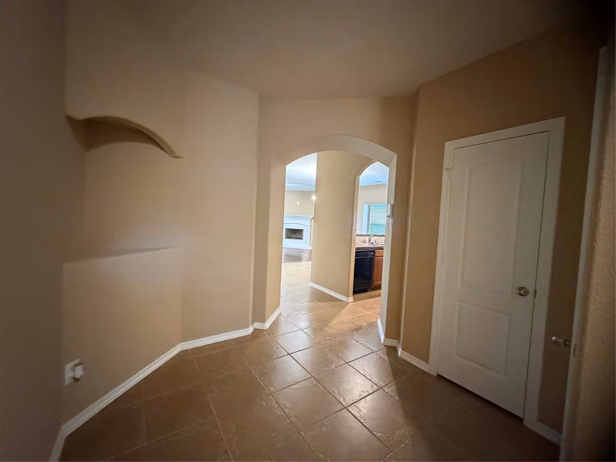 Photo 2 of 1092 Shadow Glenn Drive, Conroe, TX
