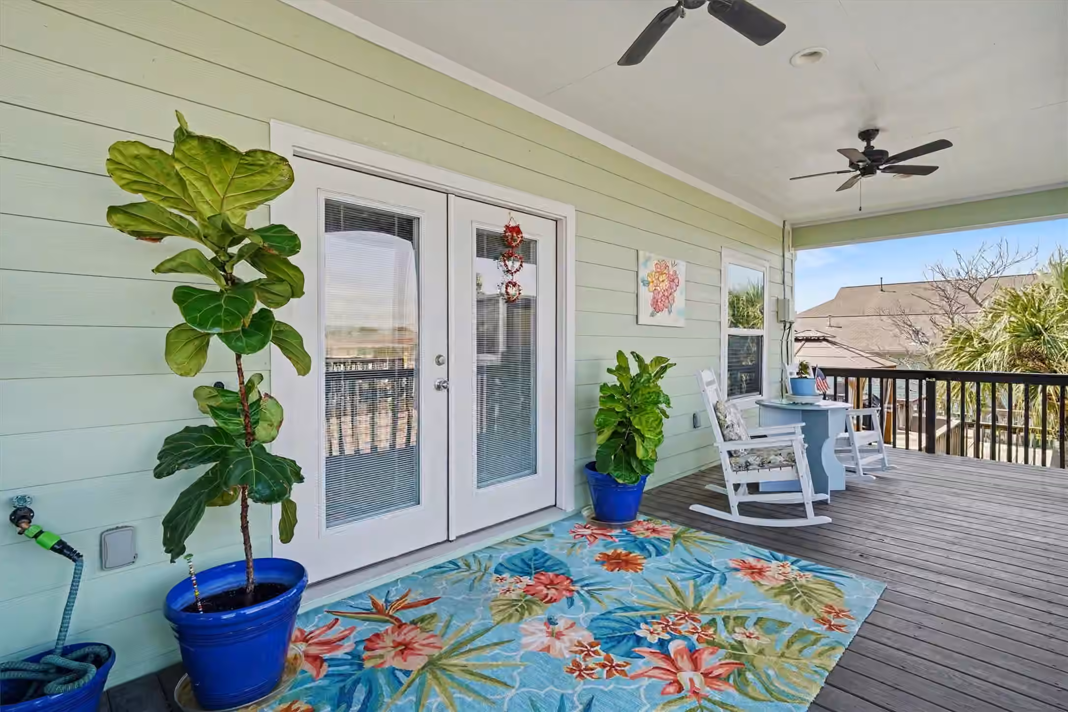 Photo 3 of 437 Pompano Street, Bayou Vista, TX