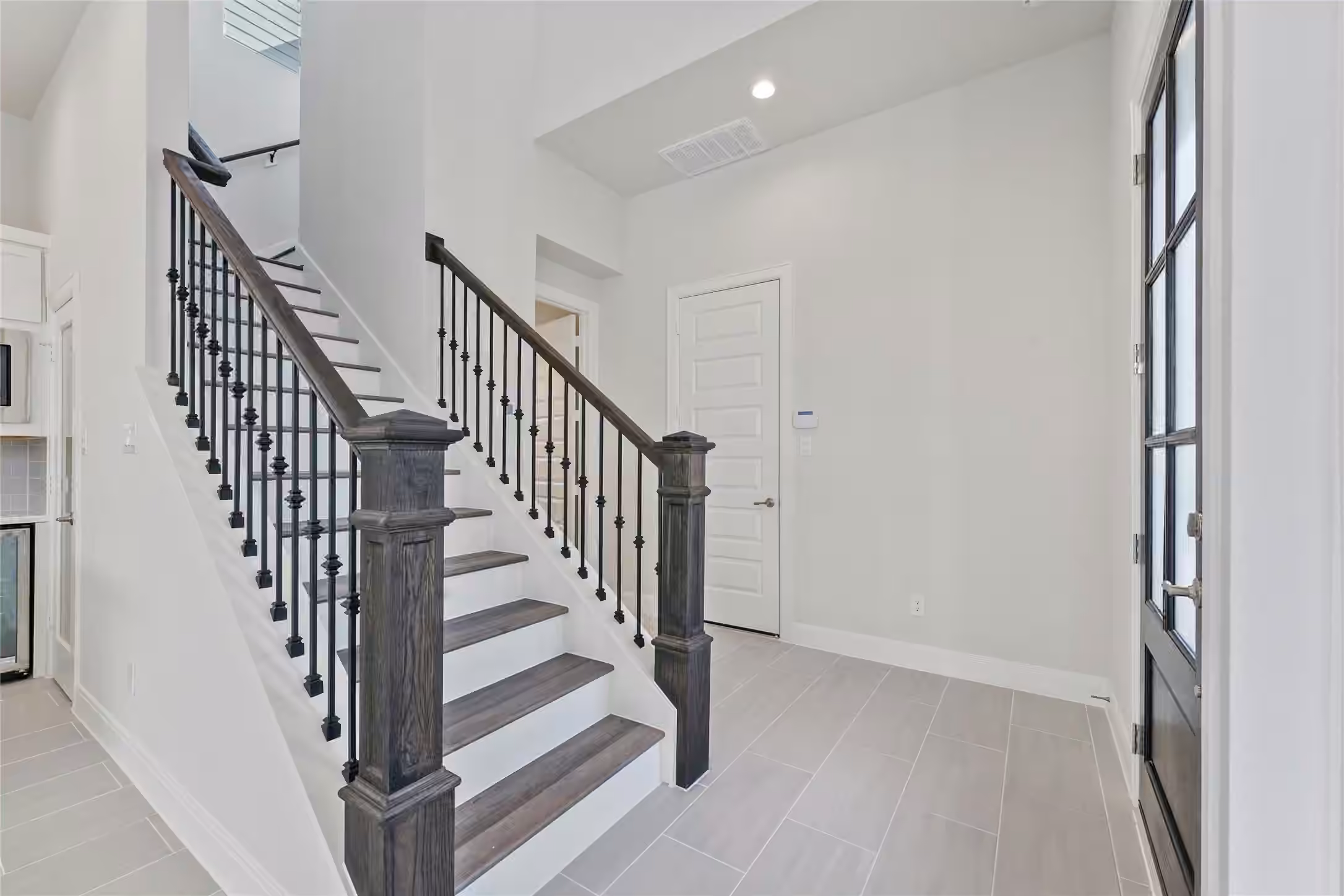 Photo 6 of 2706 Grand Fountains Drive G, Houston, TX