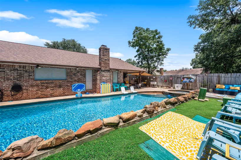 Photo of 6907 Briarfield Drive, Spring, TX 77379