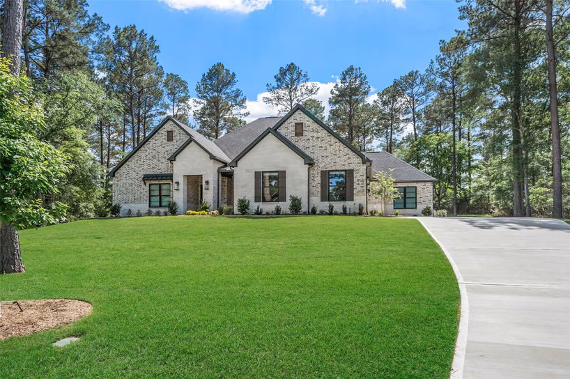 Photo of 8680 Cedar Meadow Ln Lane, Plantersville, TX