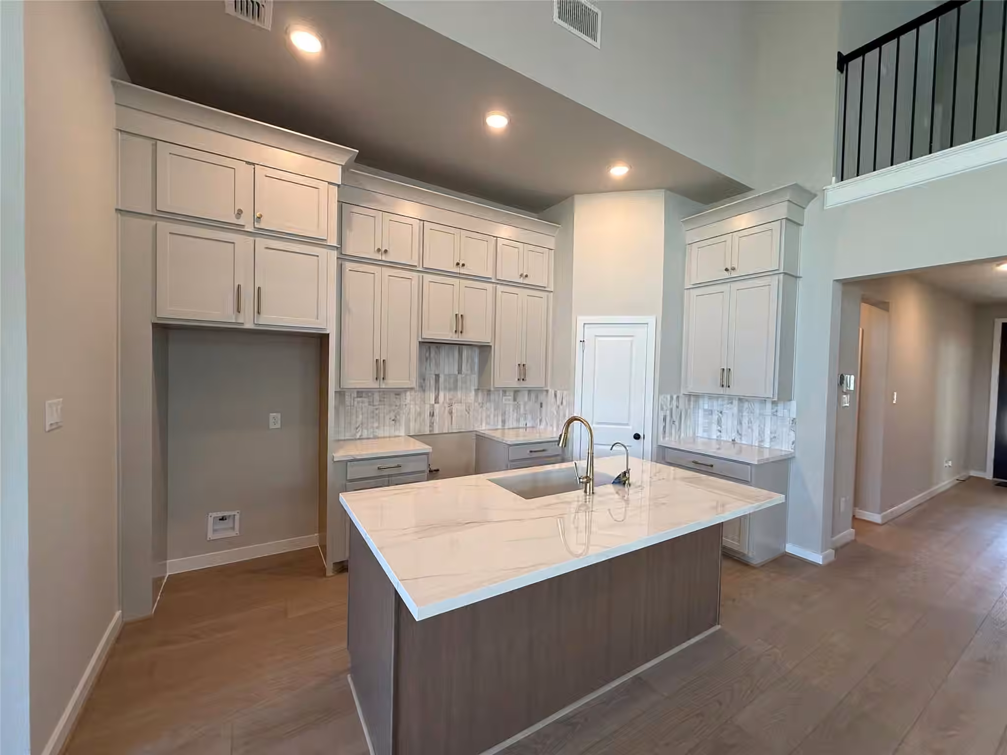 Photo 4 of 10931 Endeavor Drive, Richmond, TX