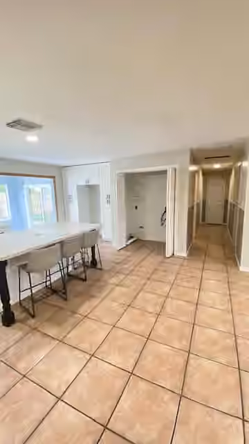 Photo 4 of 1022 Akron Street, Houston, TX