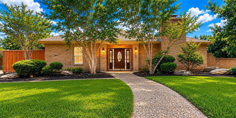 Photo 2 of 12618 Misty Valley Drive, Houston, TX