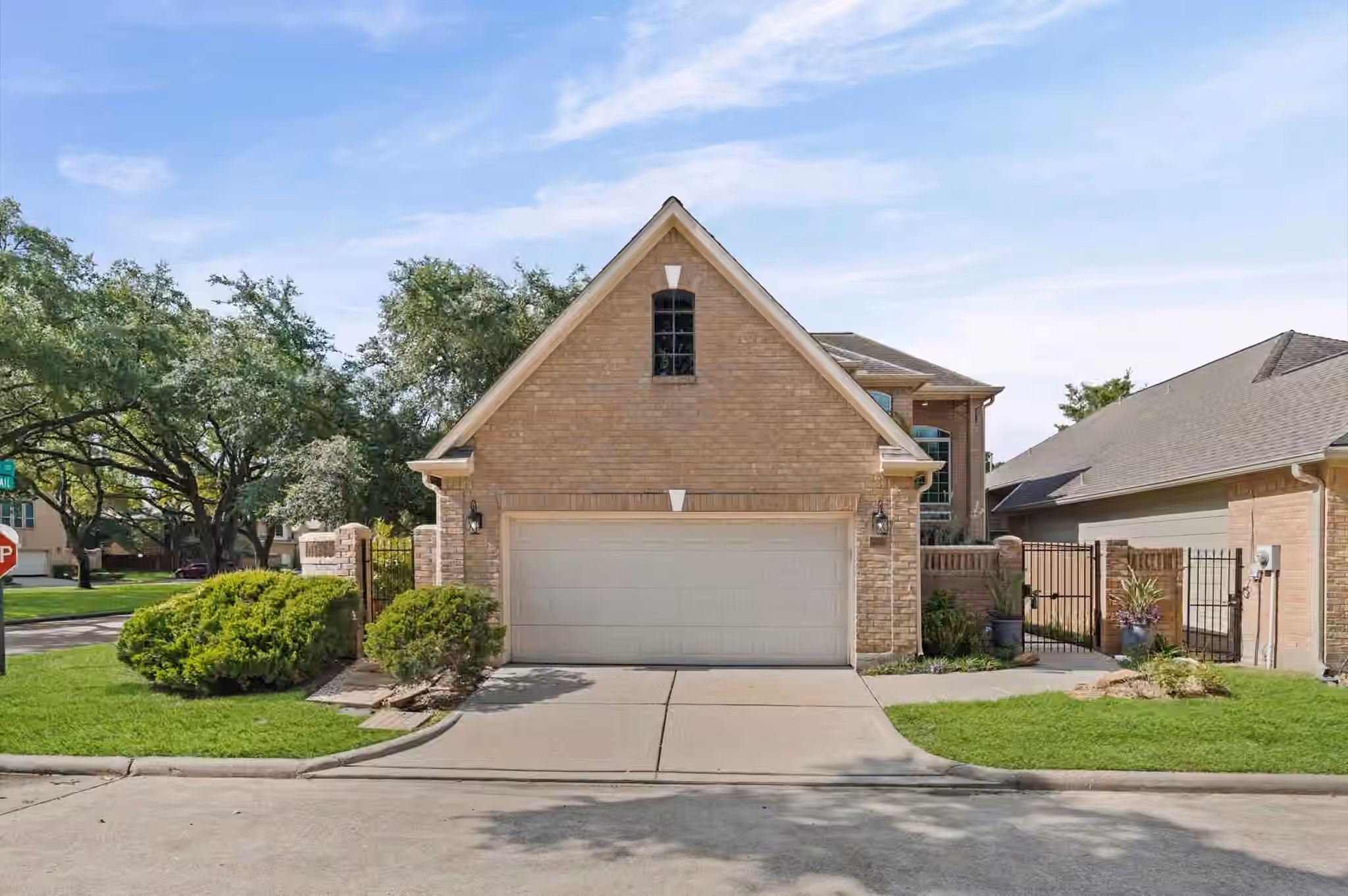 Photo of 8003 Oakwood Hollow Street, Houston, TX 77040