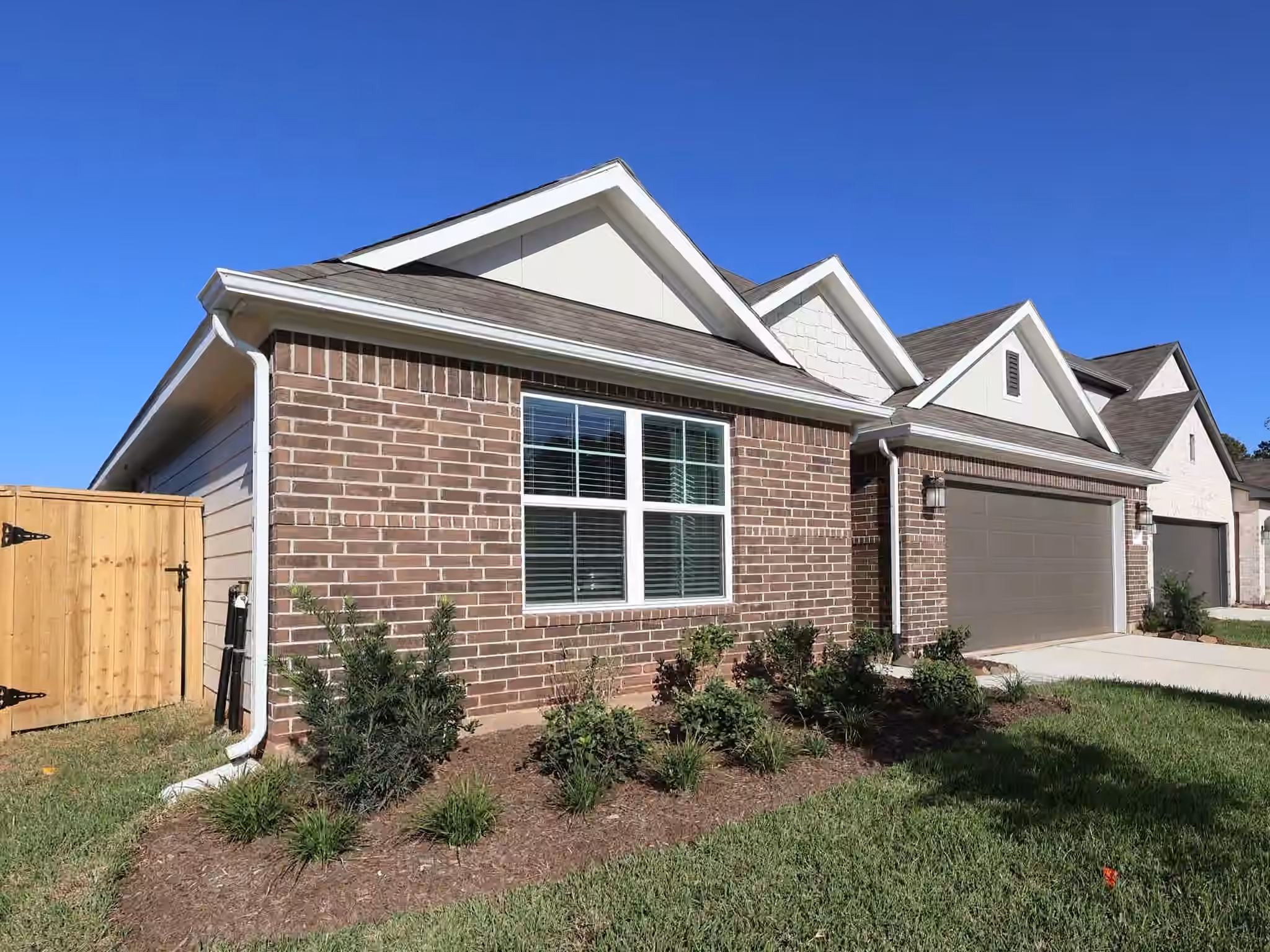 Photo 2 of 160 Wasatch Peaks Way, Willis, TX