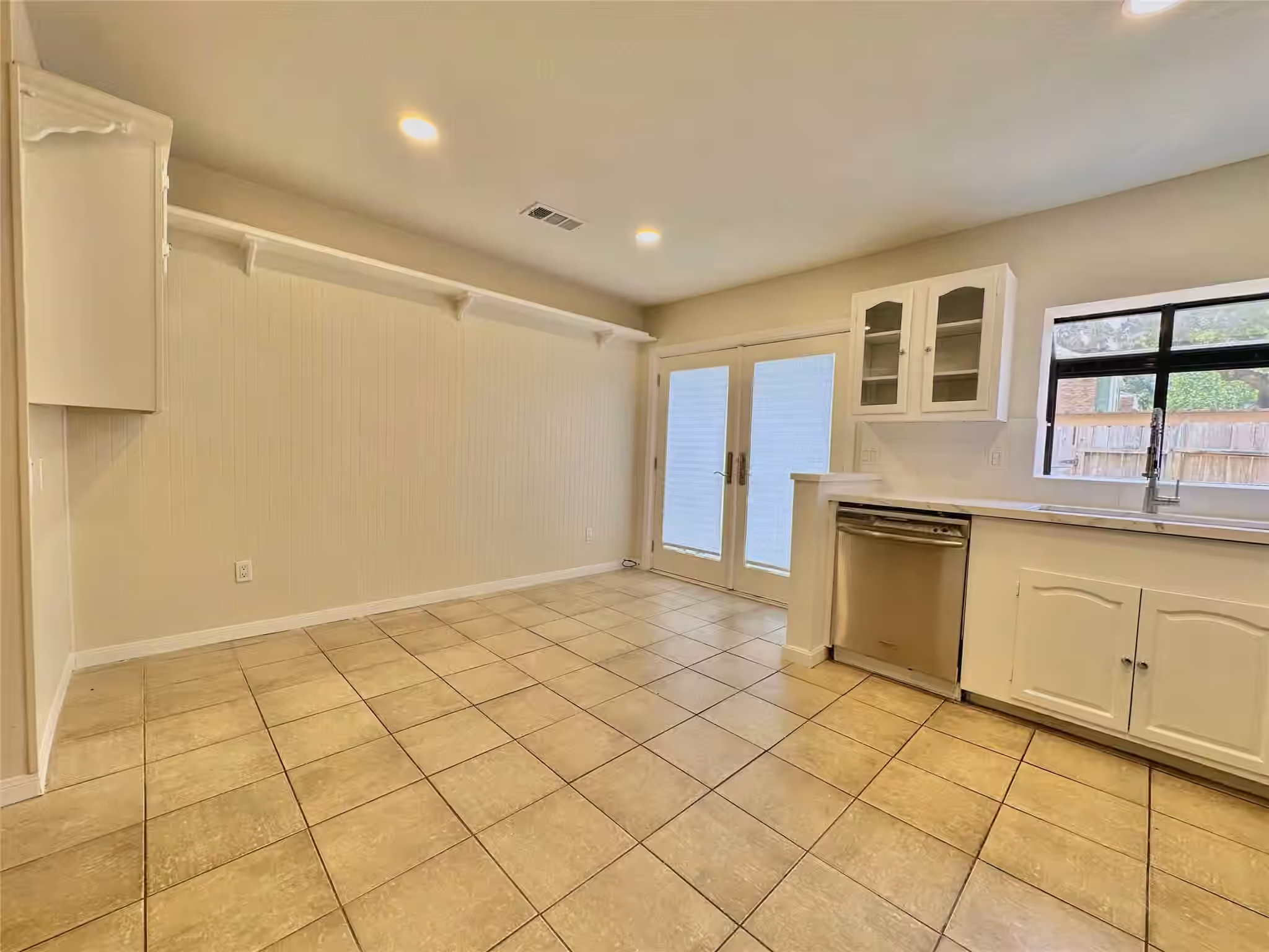 Photo 5 of 14453 Still Meadow Drive, Houston, TX