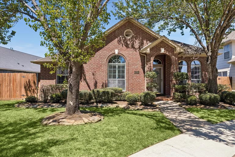 Photo of 608 Brad Court, Webster, TX