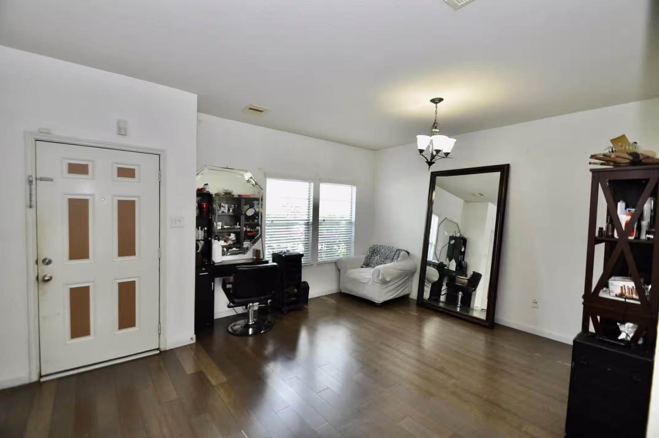 Photo 5 of 11750 Jelicoe Drive, Houston, TX