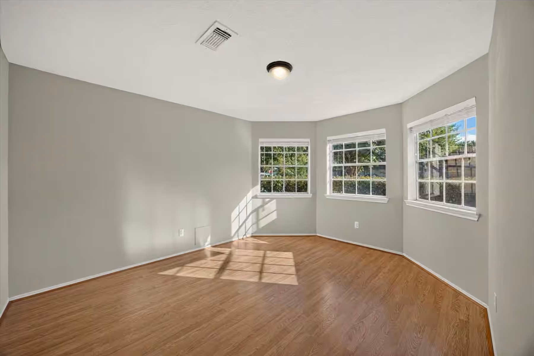 Photo 7 of 19406 Horden Creek Drive, Tomball, TX