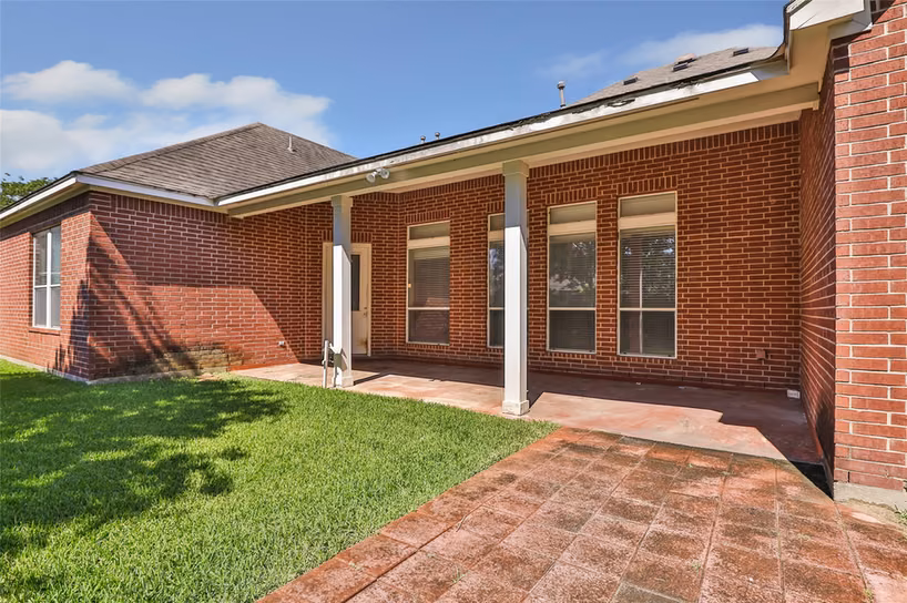 Photo 4 of 11326 Dawnheath Drive, Cypress, TX