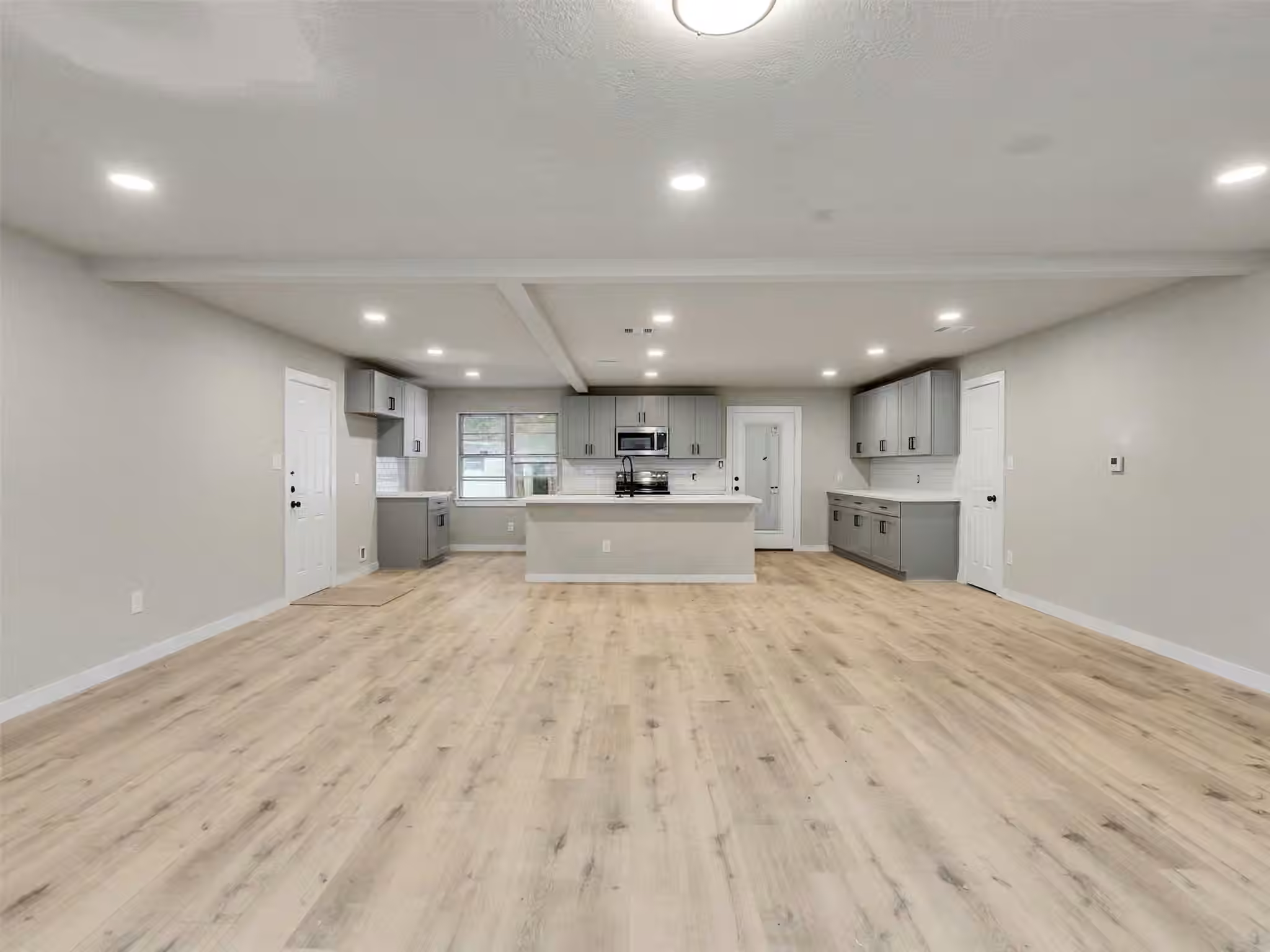 Photo 5 of 3709 Kettering Avenue, Bay City, TX