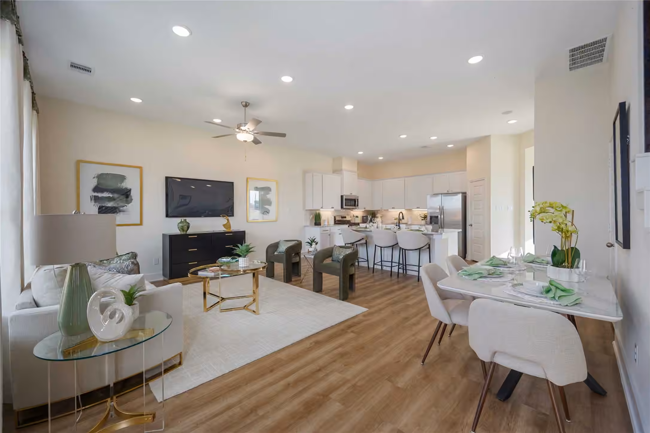 Photo 5 of 3008 Ventas Drive, Houston, TX
