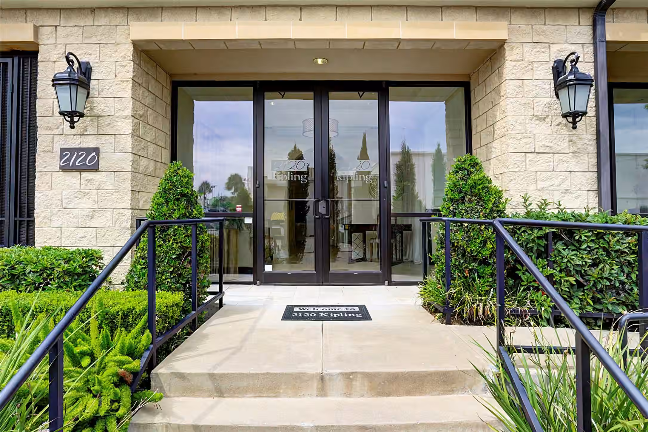 Photo of 2120 Kipling Street 209, Houston, TX
