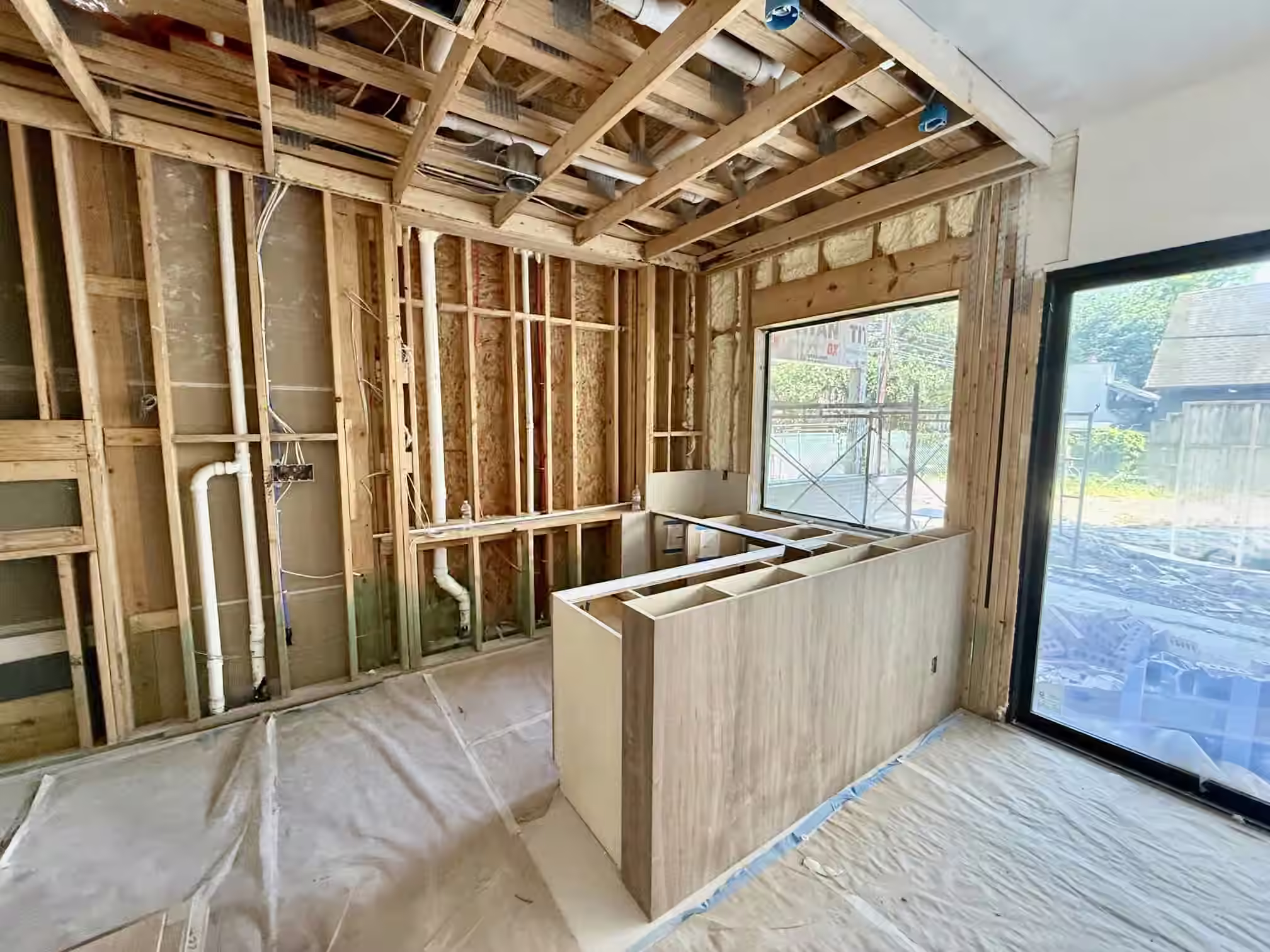 Photo 5 of 1701 BANKS Street, Houston, TX