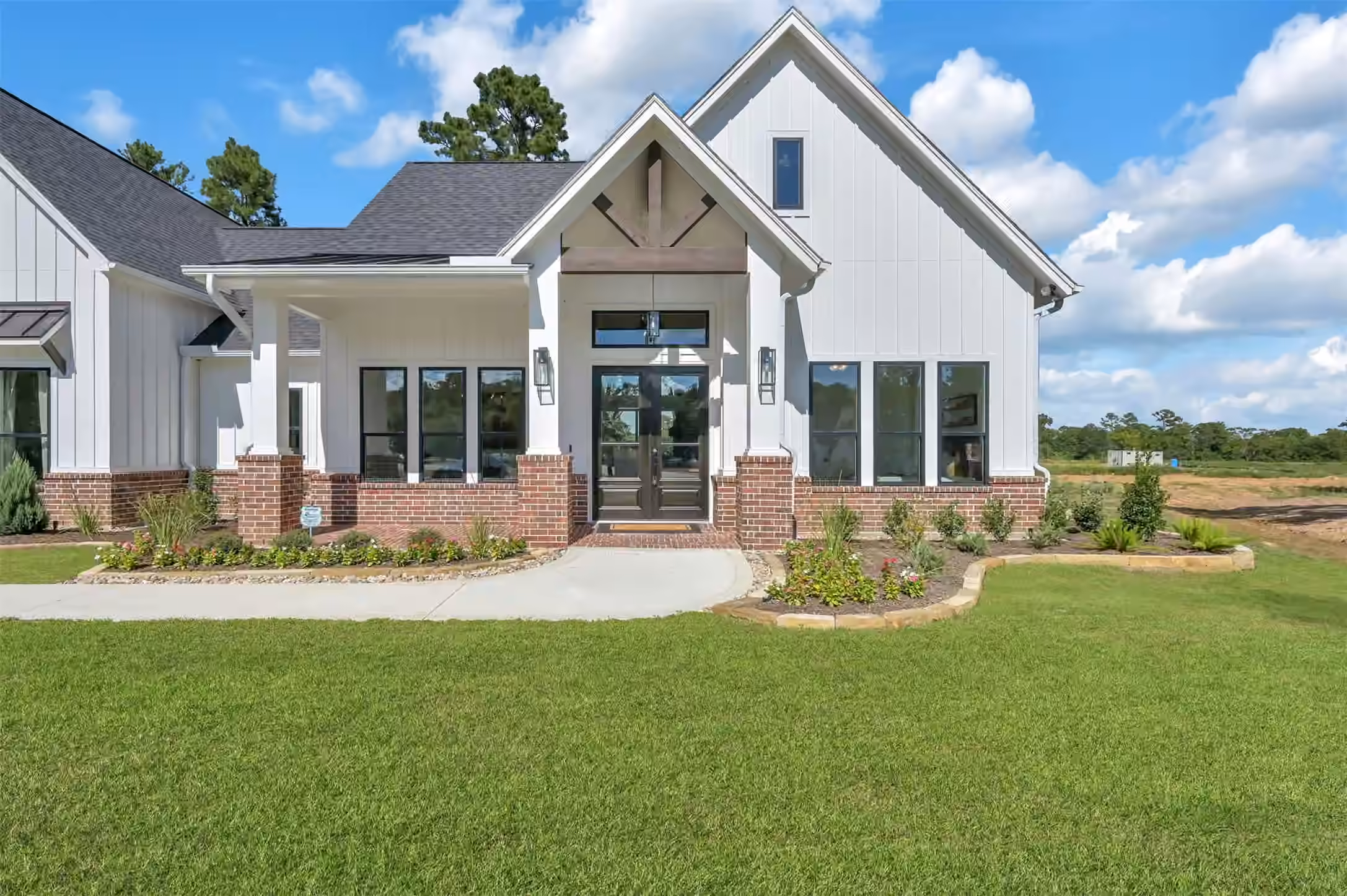 Photo 3 of 8557 Butler Ranch Court, Plantersville, TX