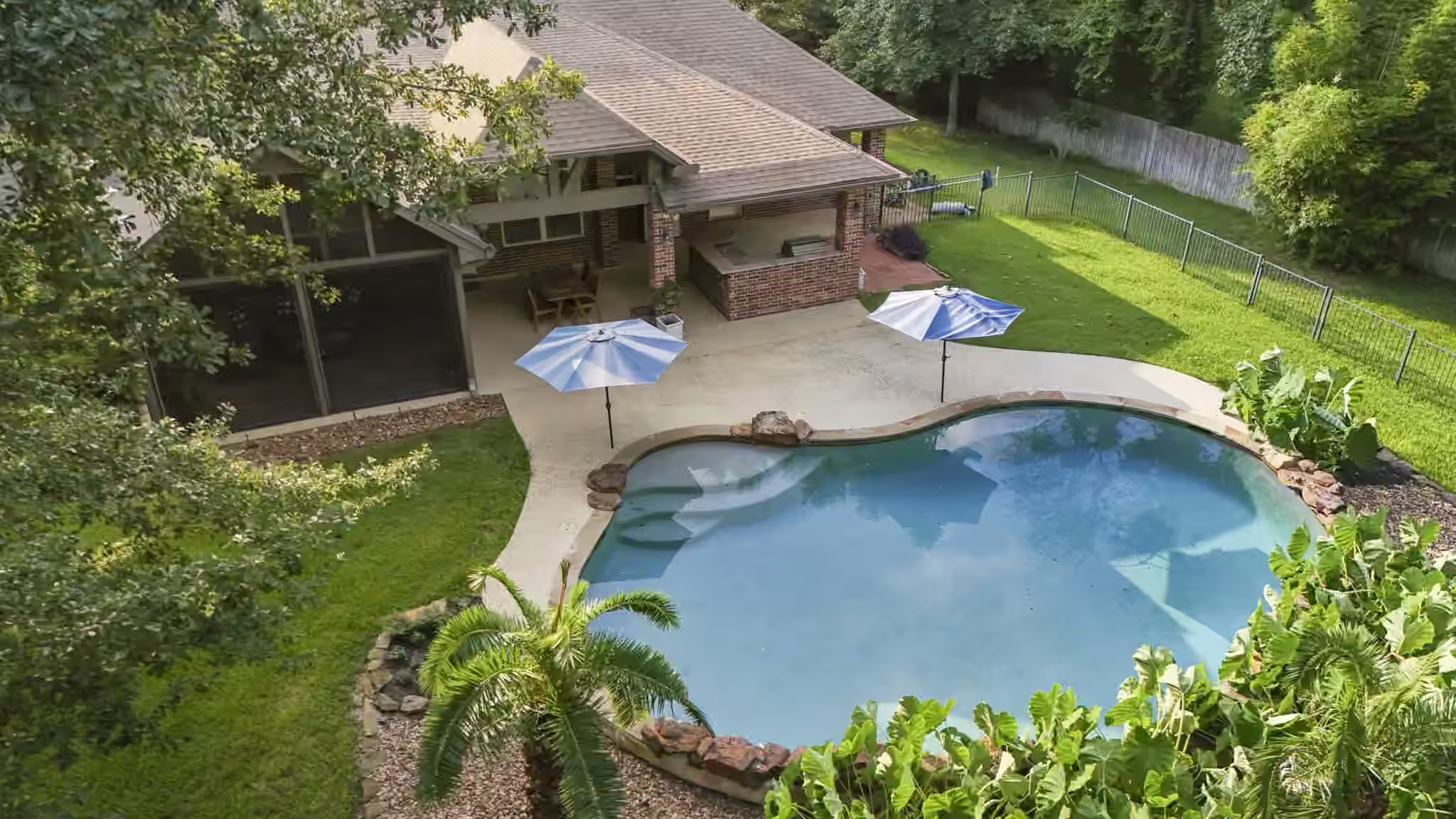 Photo of 499 Royal Navigator Road, Montgomery, TX 77316