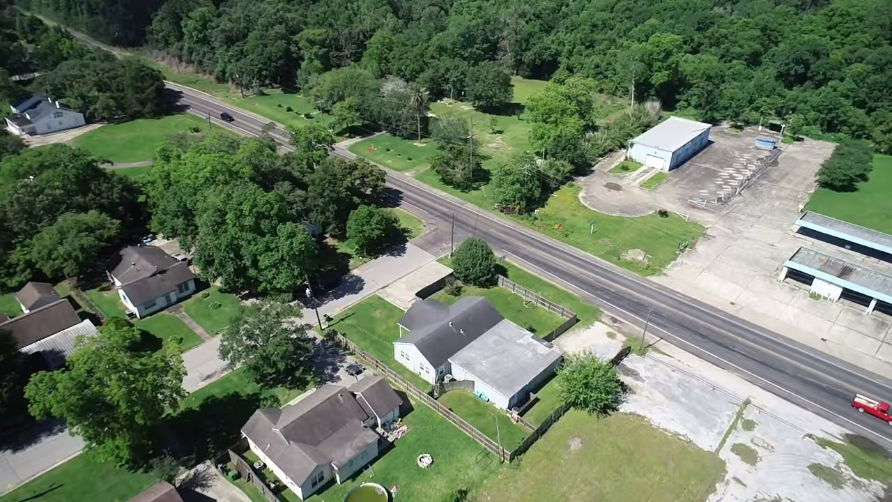 Photo 7 of 3001 Lincoln Street, Liberty, TX