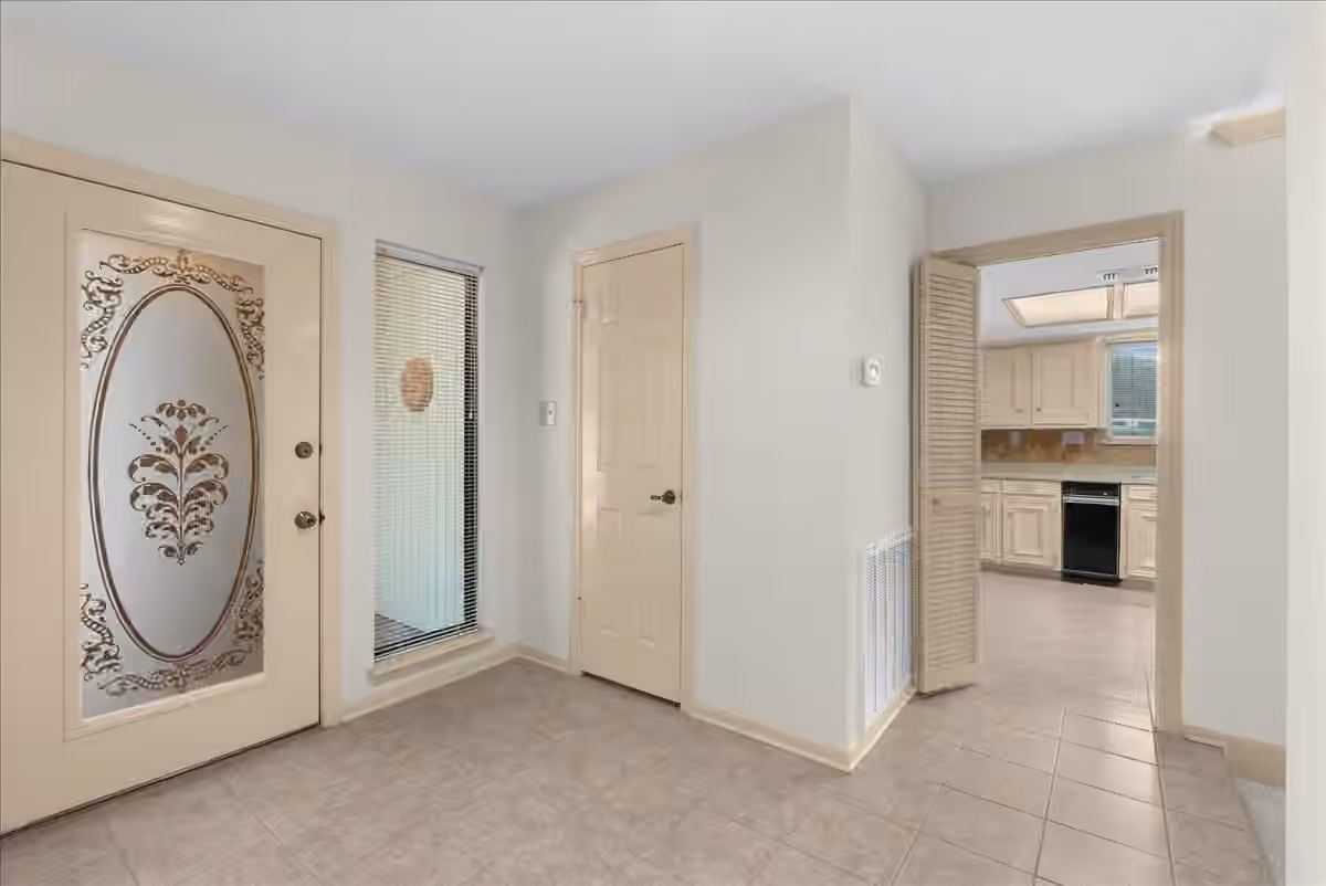 Photo 6 of 1339 Beaujolais Lane, Houston, TX