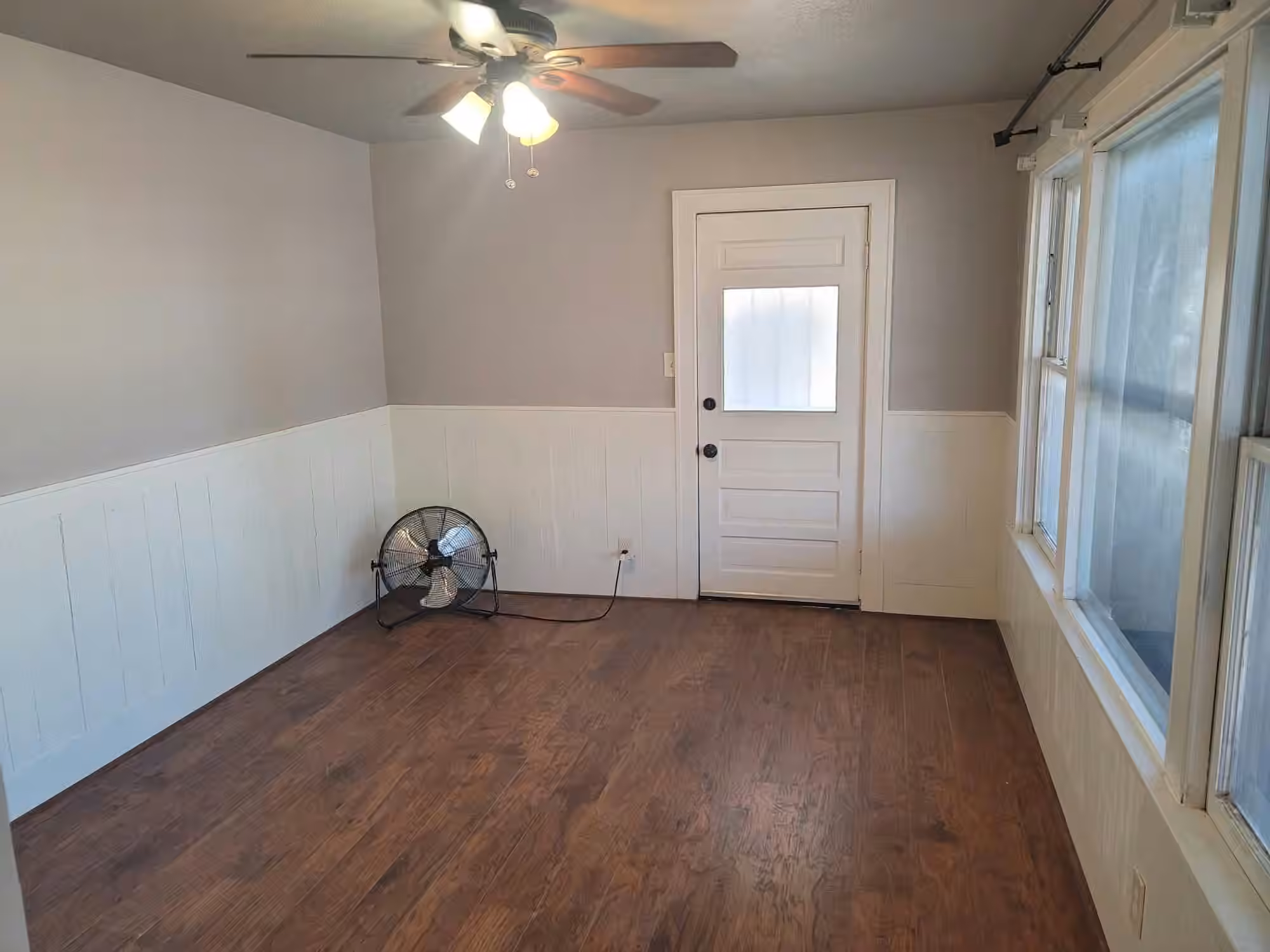 Photo 5 of 2301 45th Street, Galveston, TX