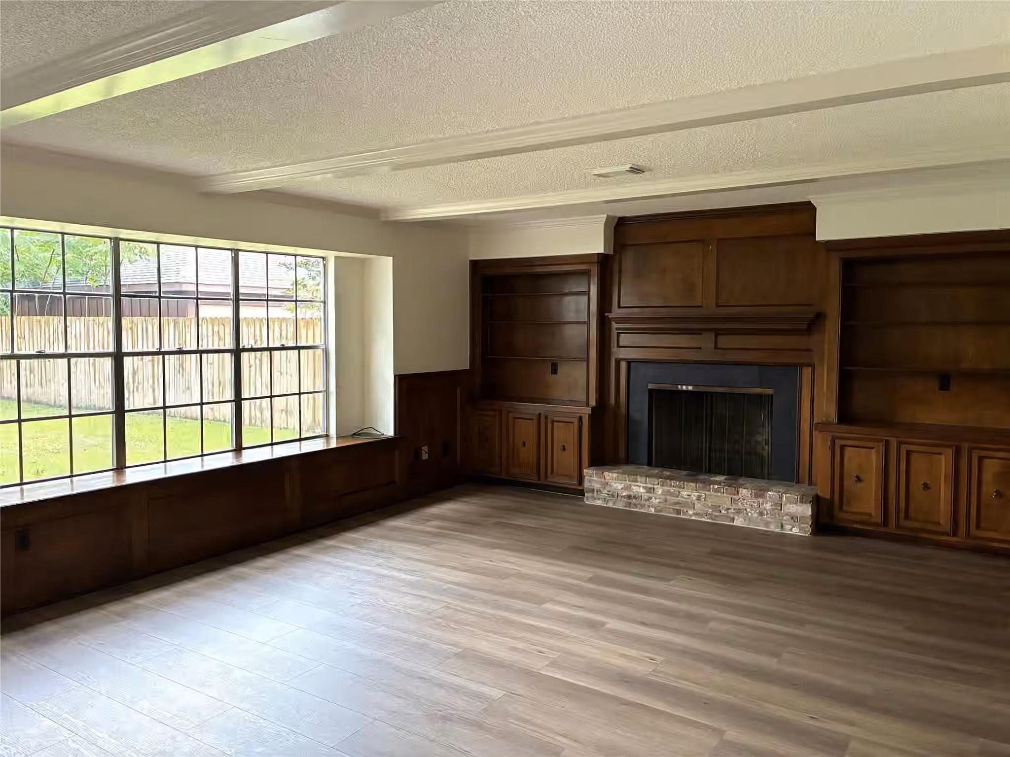 Photo 5 of 2603 W Pebble Beach Drive, Missouri City, TX