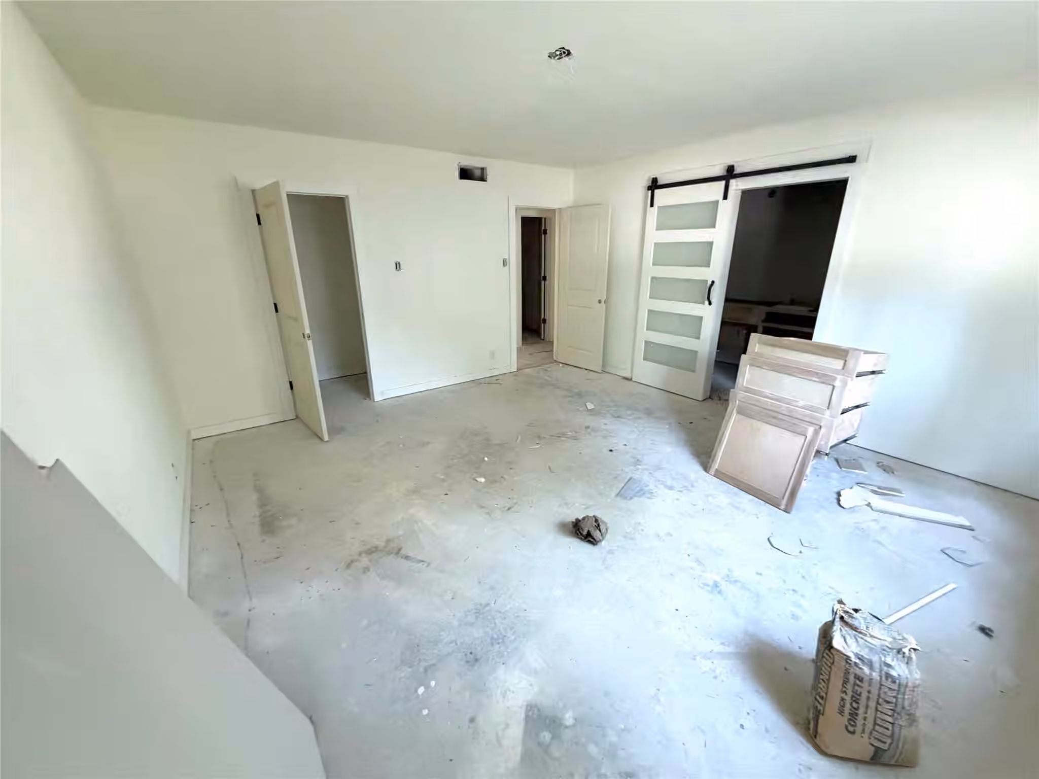 Photo 6 of 15614 Sunfish Road, Willis, TX