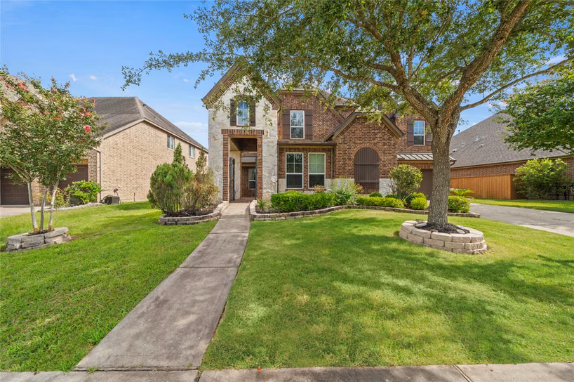 Photo 4 of 17315 Tomintoul Path, Richmond, TX