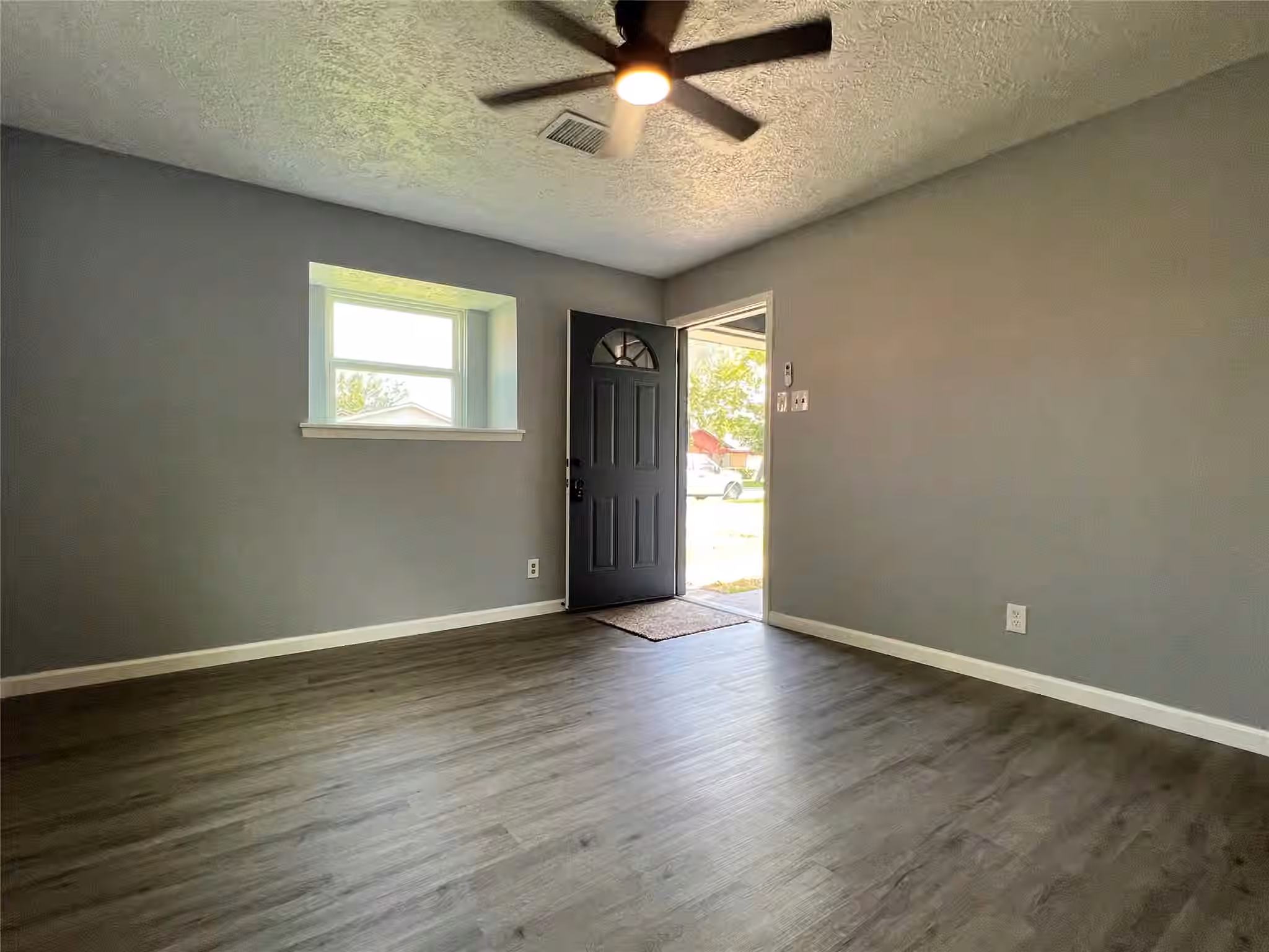 Photo 6 of 17023 Sunshine Street, Houston, TX