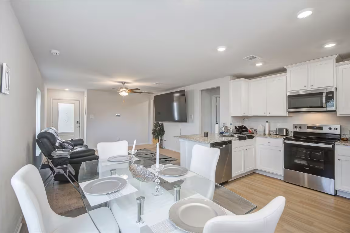 Photo 7 of 8007 Vanilla Orchid Drive, Houston, TX