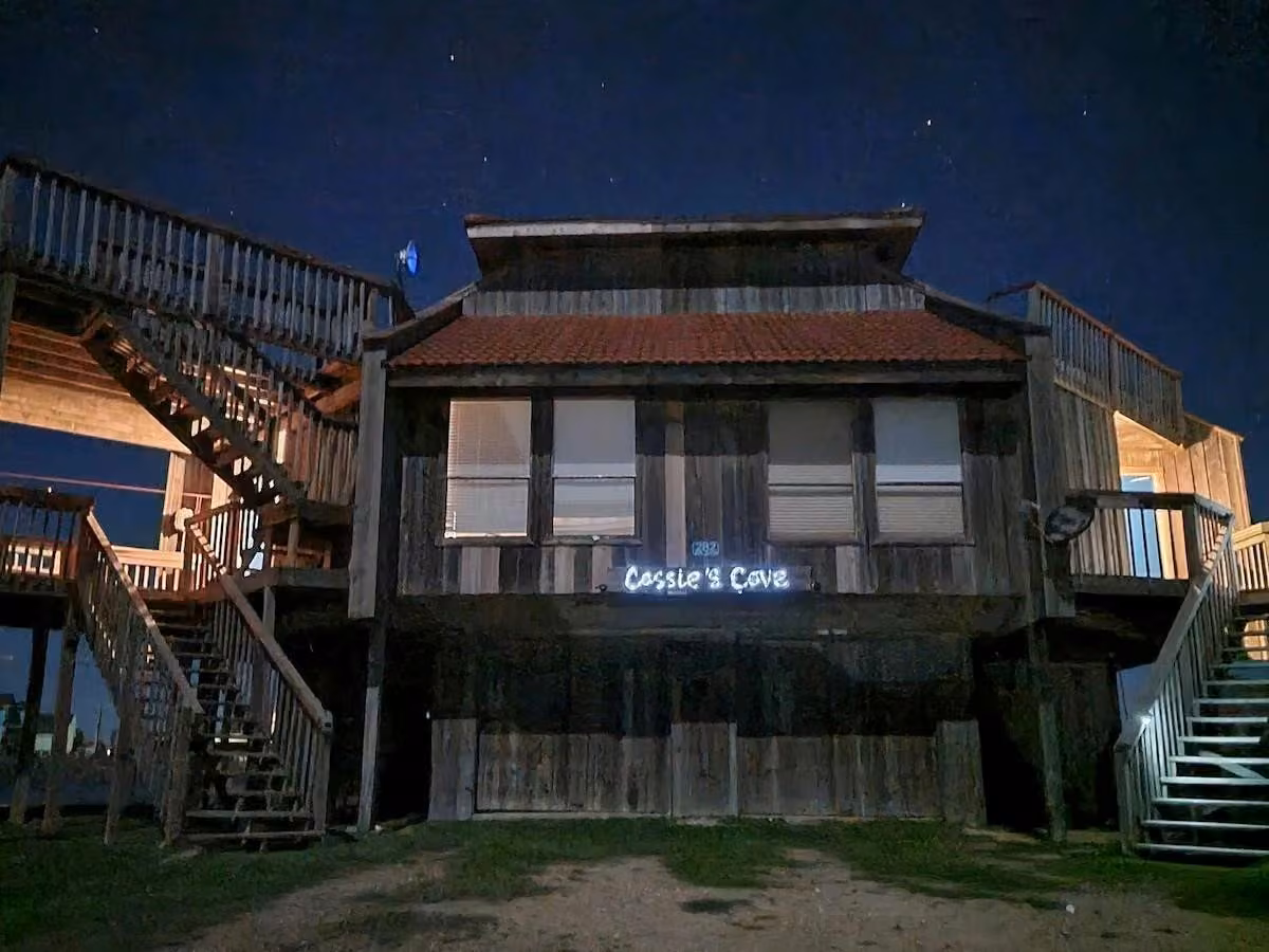 Photo of 282 Private Road 640 28, Matagorda, TX