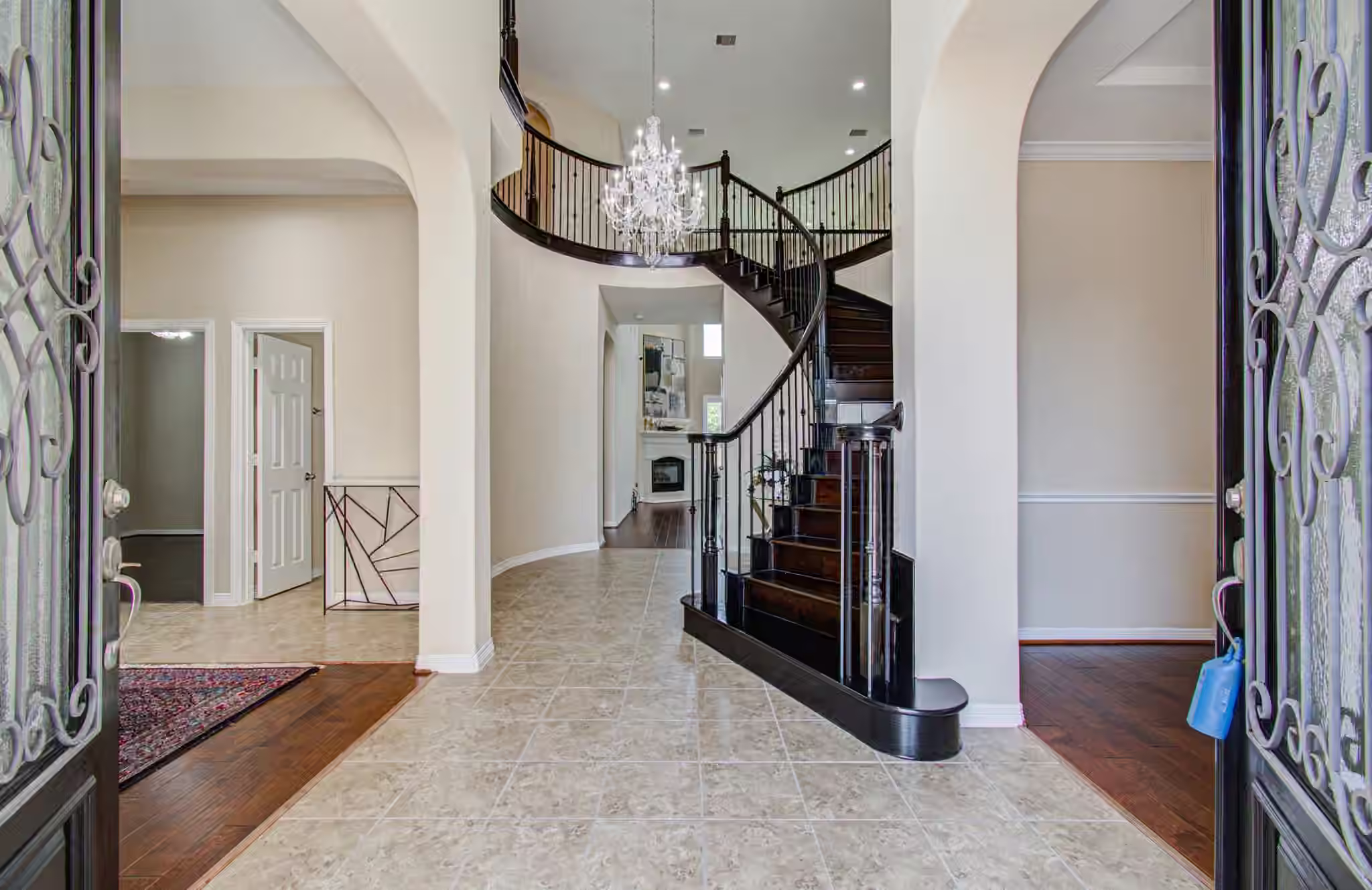 Photo 5 of 20014 Paloma Bay Court, Cypress, TX