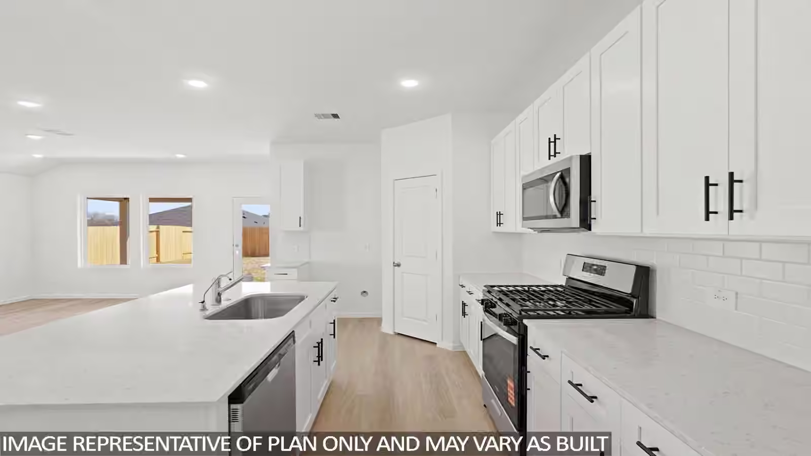 Photo 4 of 27548 Evergreen Cone Lane, Magnolia, TX