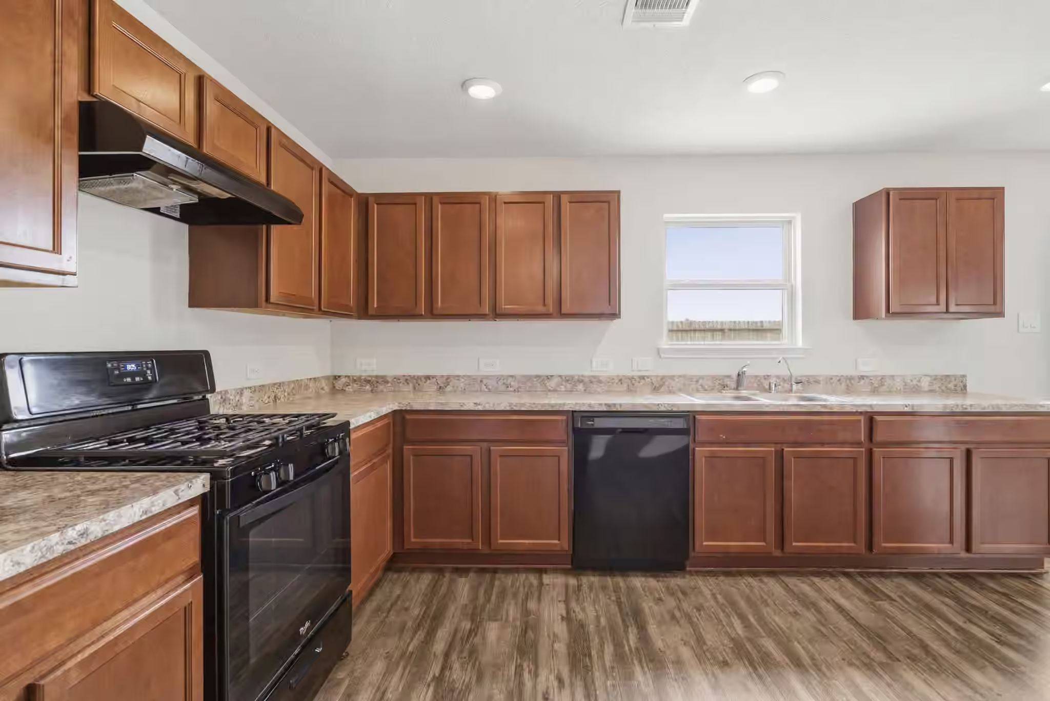 Photo 5 of 25231 Stone Tower Court, Katy, TX