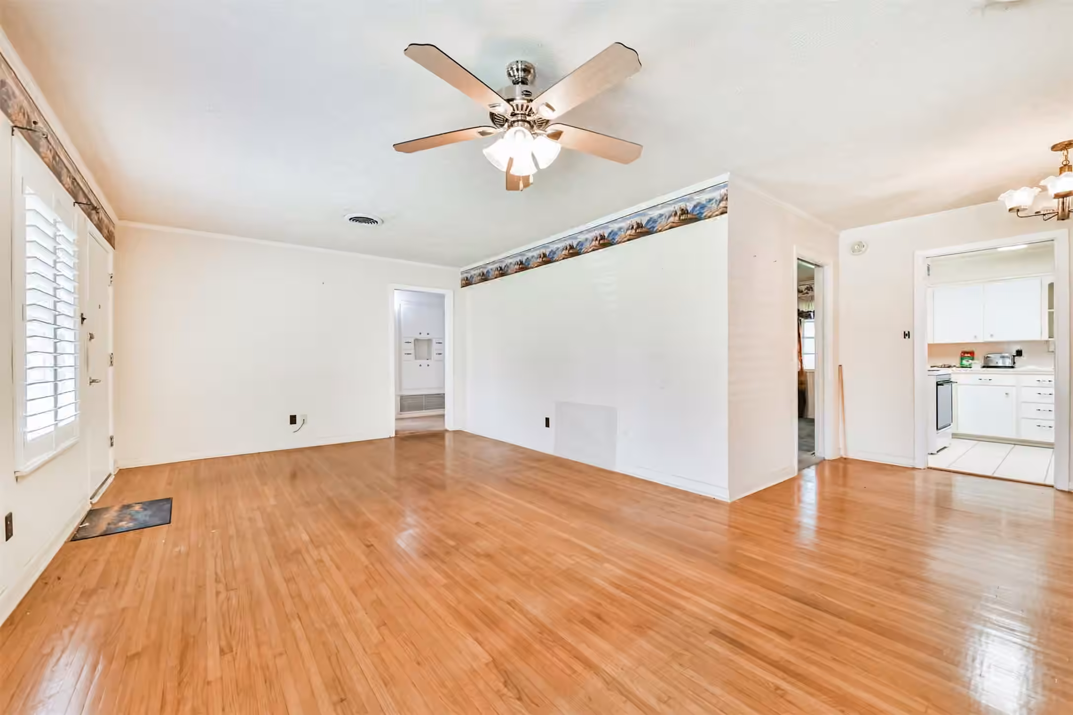 Photo 6 of 1904 Amy Drive, Baytown, TX