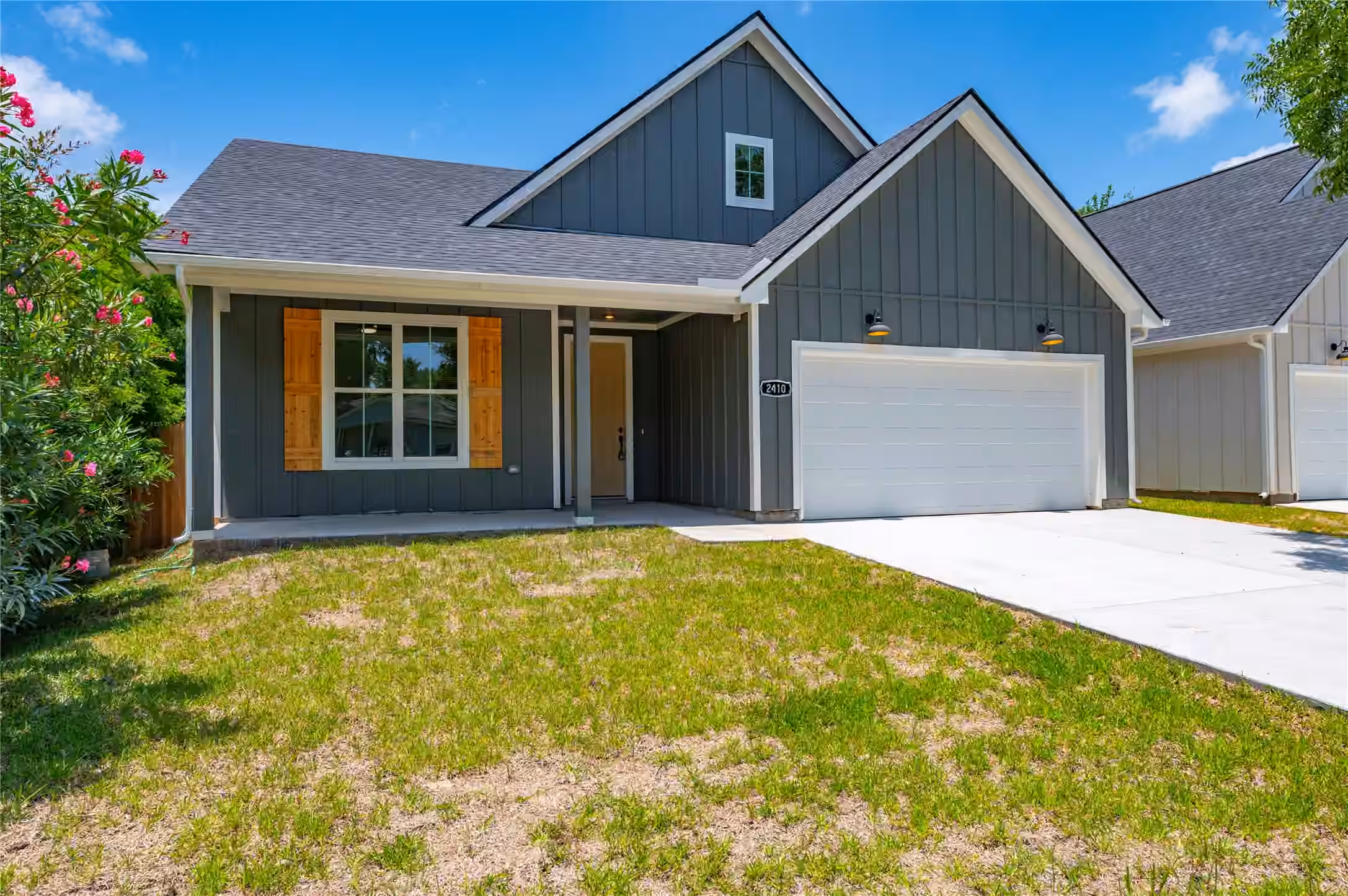 Photo of 2410 28th Ave N, Texas City, TX 77590