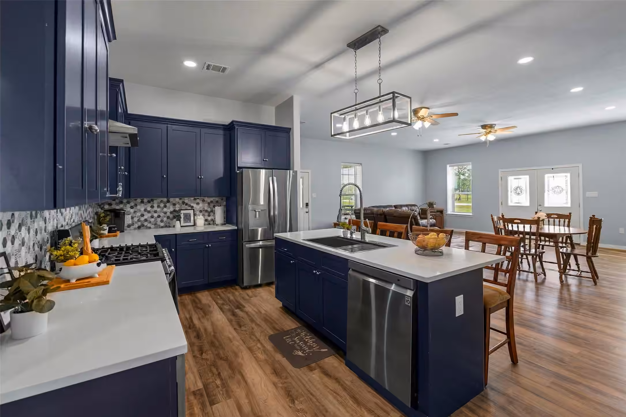 Photo 5 of 1416 Avenue L, Santa Fe, TX