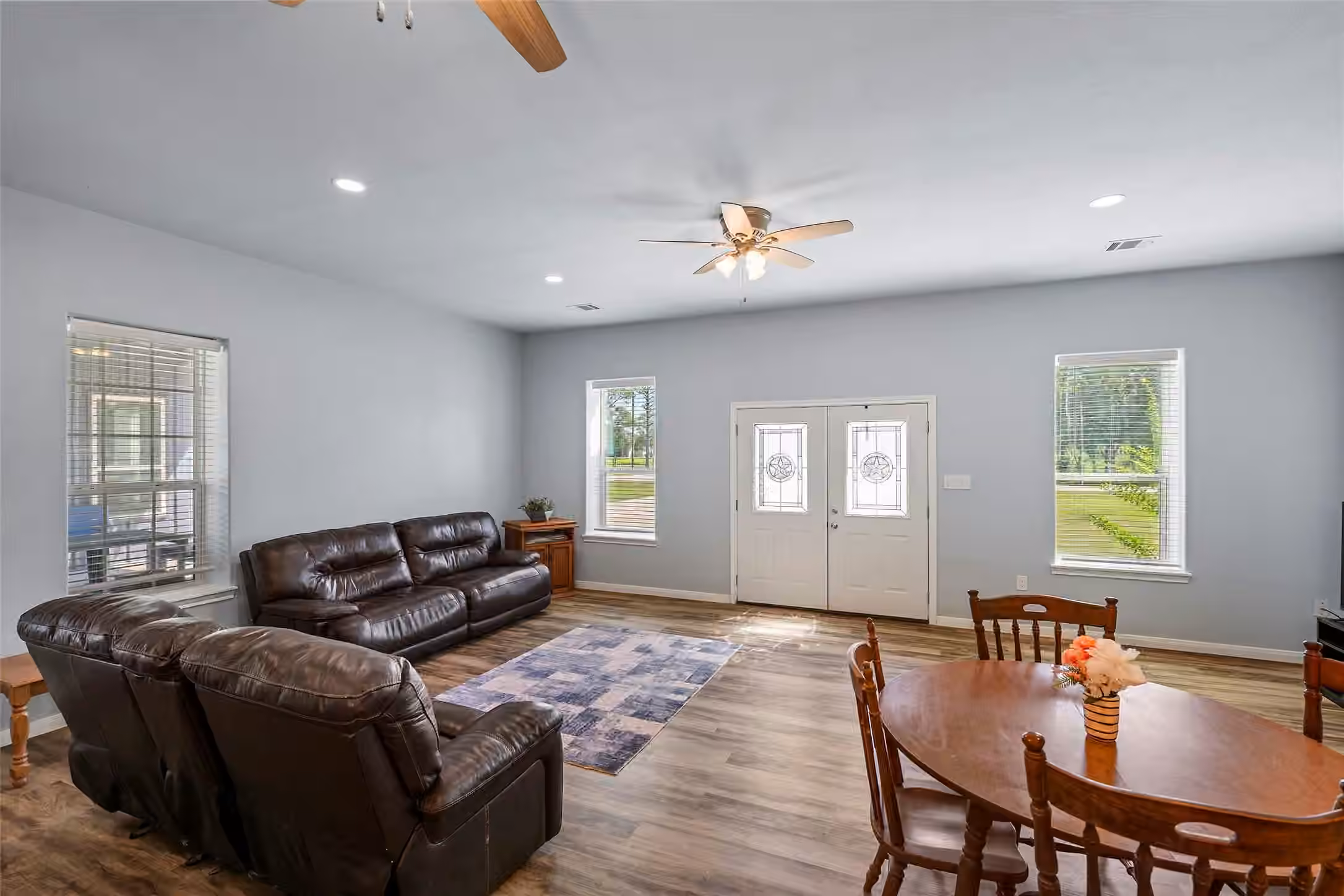 Photo 7 of 1416 Avenue L, Santa Fe, TX