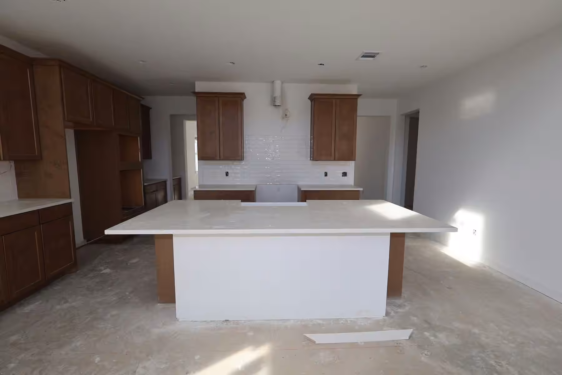 Photo 5 of 29311 Hillberry Oaks Court, Waller, TX