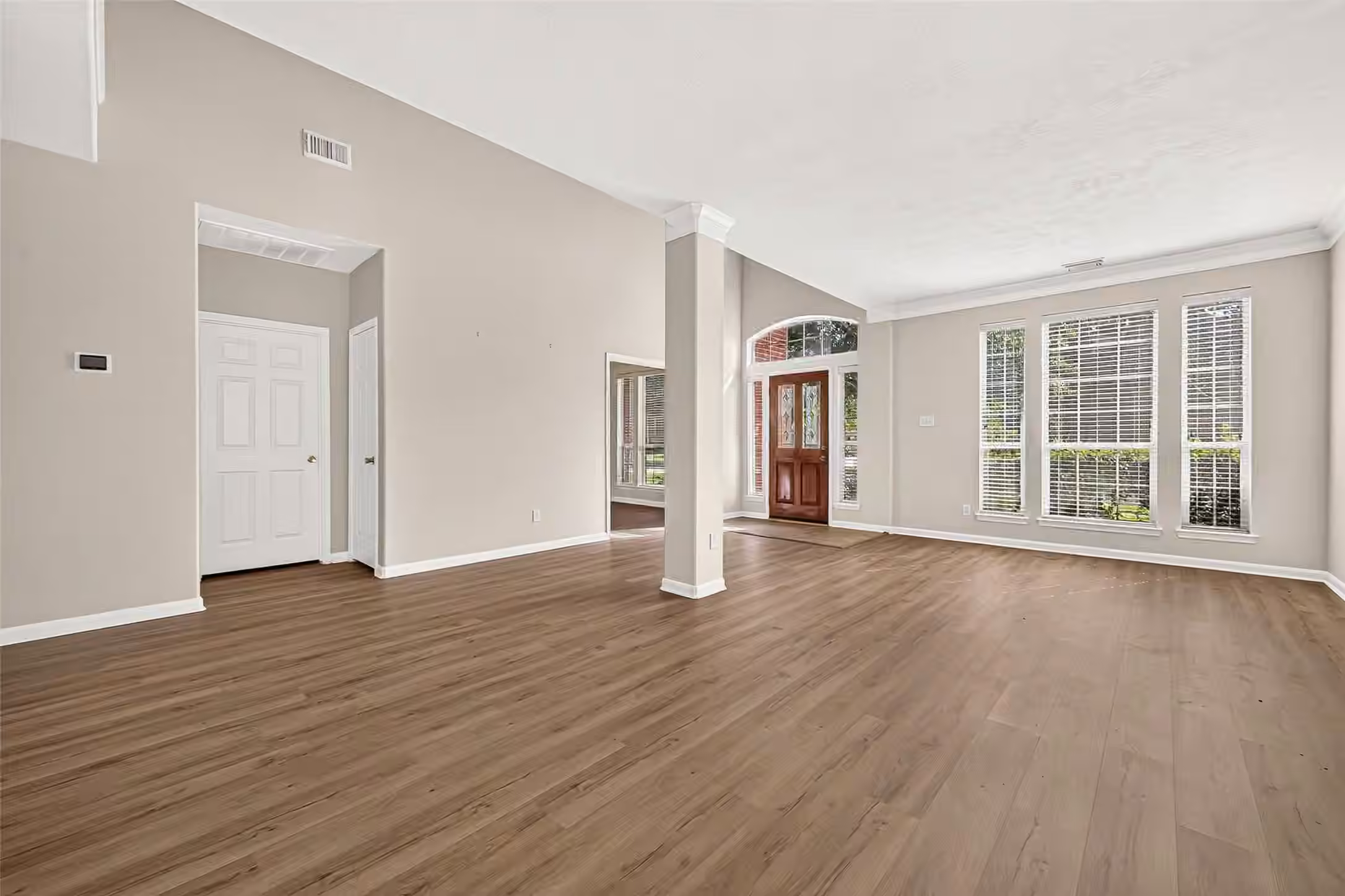 Photo 6 of 2022 Grand Willow Lane, Richmond, TX
