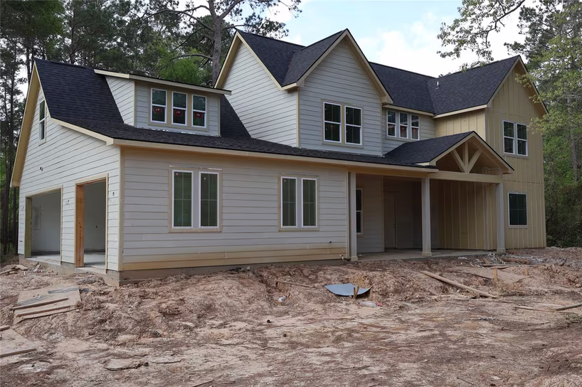 Photo 3 of 303 Pelican Street, Magnolia, TX