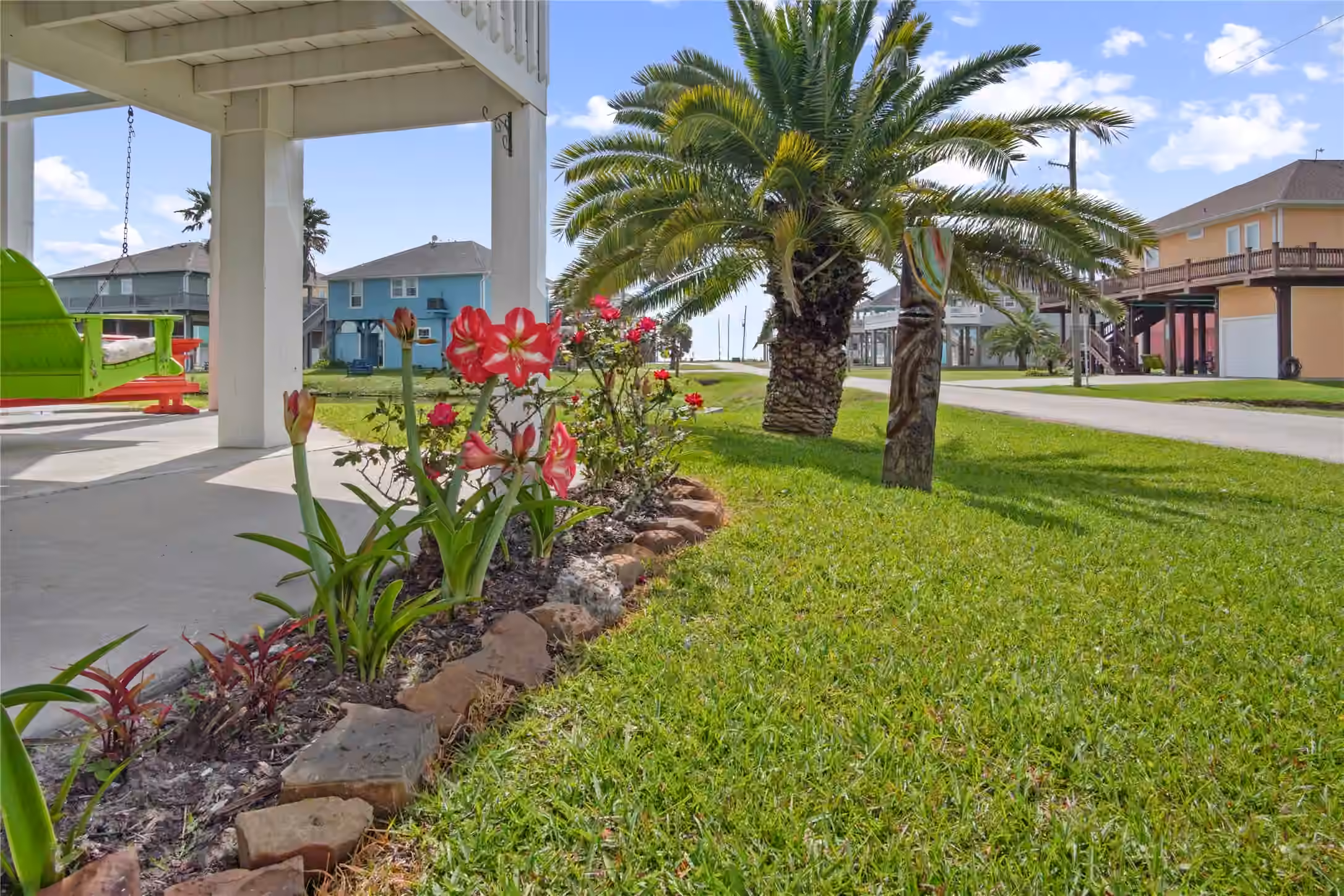 Photo 3 of 2566 Tide Drive, Crystal Beach, TX