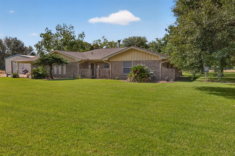 Photo 3 of 1228 Cook Road, Winnie, TX