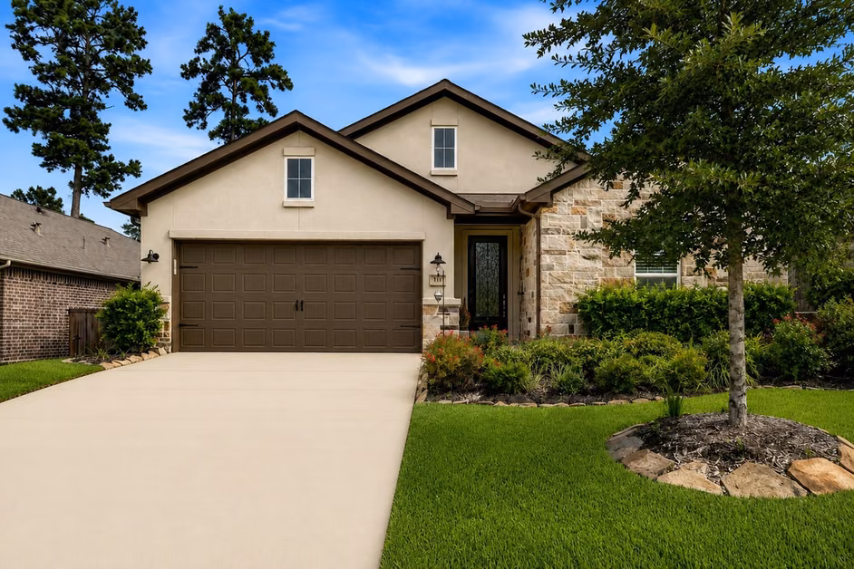 Photo of 111 E Silky Sephora Court, Montgomery, TX