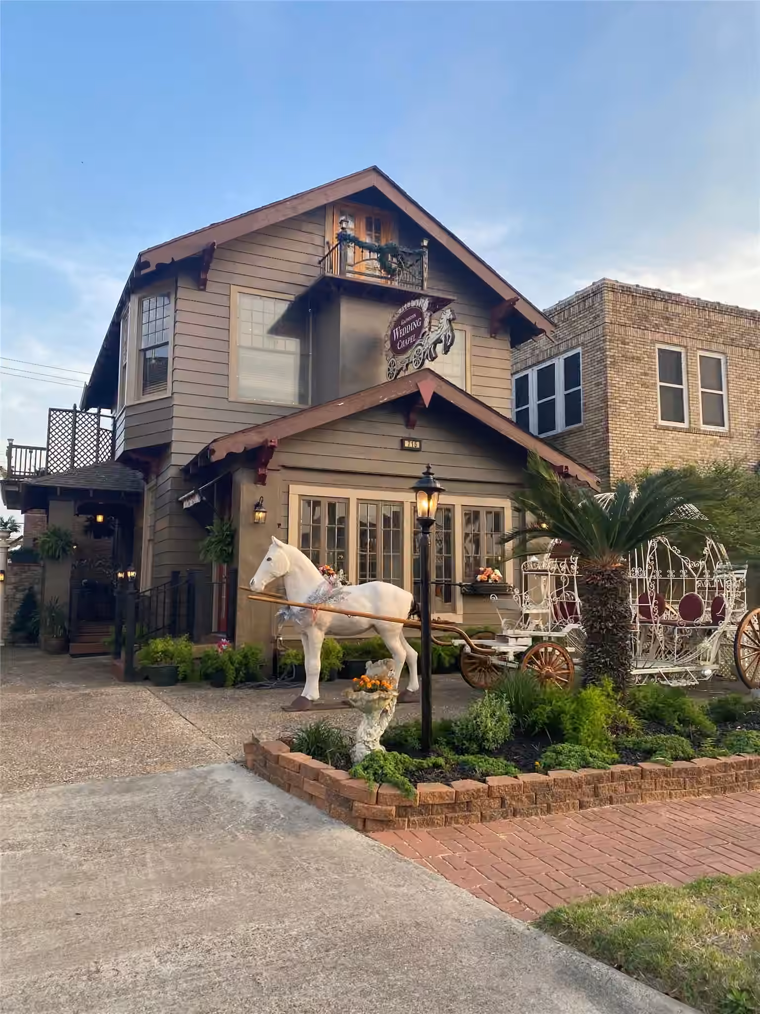 Photo 4 of 715 Broadway Street, Galveston, TX